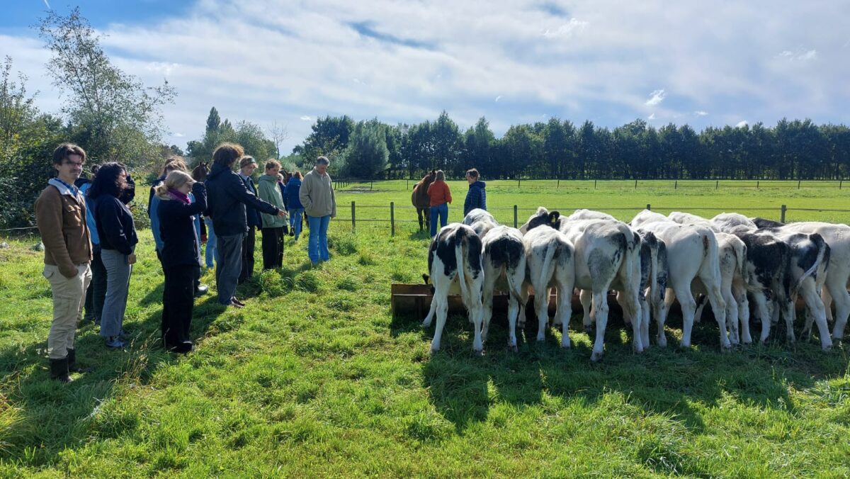 Jonge pioniers duiken in de wereld van natuurinclusieve landbouw.
