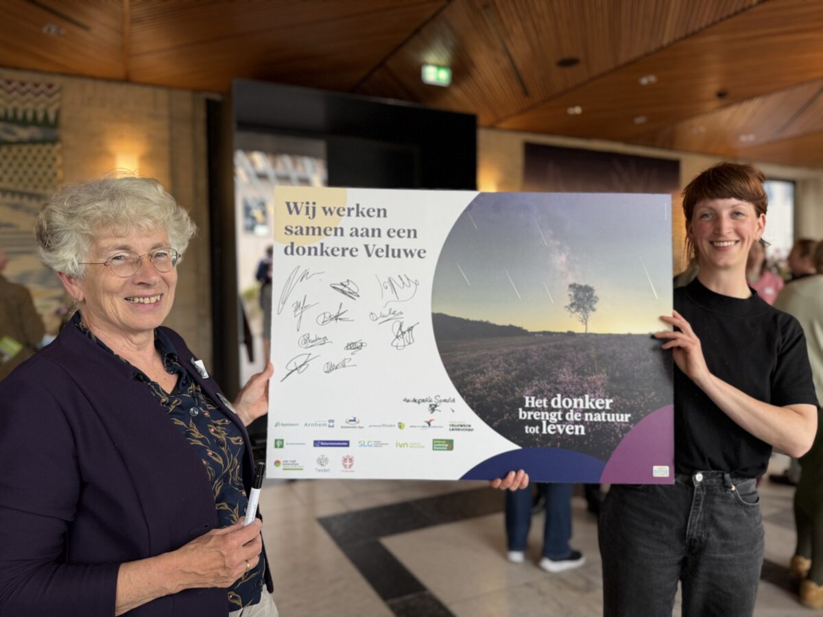 Gemeente Rozendaal ondertekent intentieverklaring voor donkere Veluwe